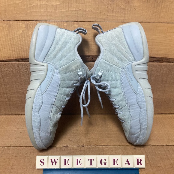Jordan 12 Retro Low Wolf Grey (GS) - Picture 10 of 16
